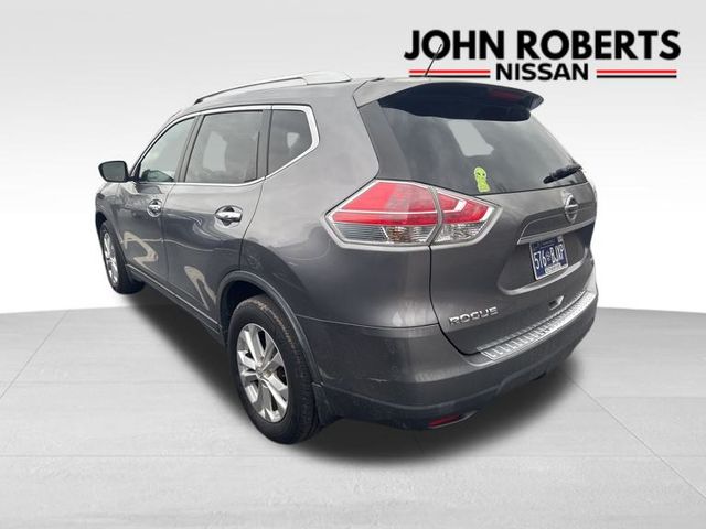 2016 Nissan Rogue SV 4