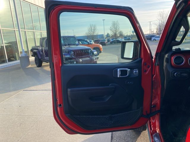2022 Jeep Wrangler Rubicon - Firecracker Red Clearcoat exterior view 11