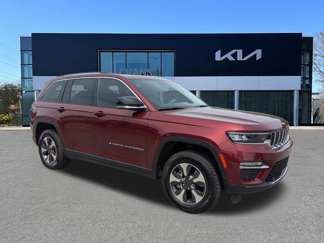 Velvet Red Pearlcoat 2022 Jeep Grand Cherokee 4xe 4WD SUV / Crossover Four-Wheel Drive 8-Speed Automatic