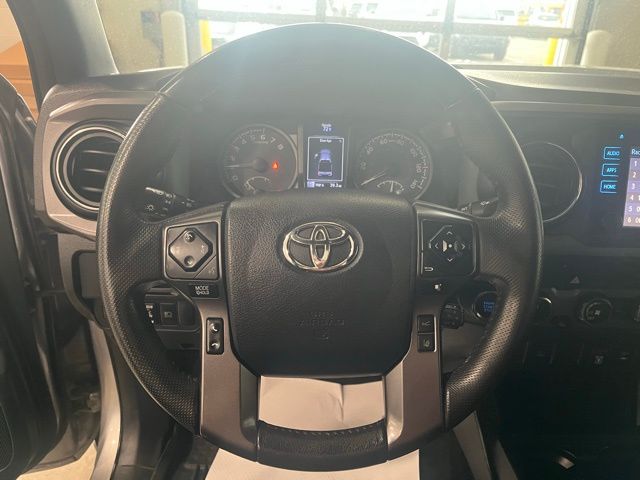 2019 Toyota Tacoma TRD Off-Road photo