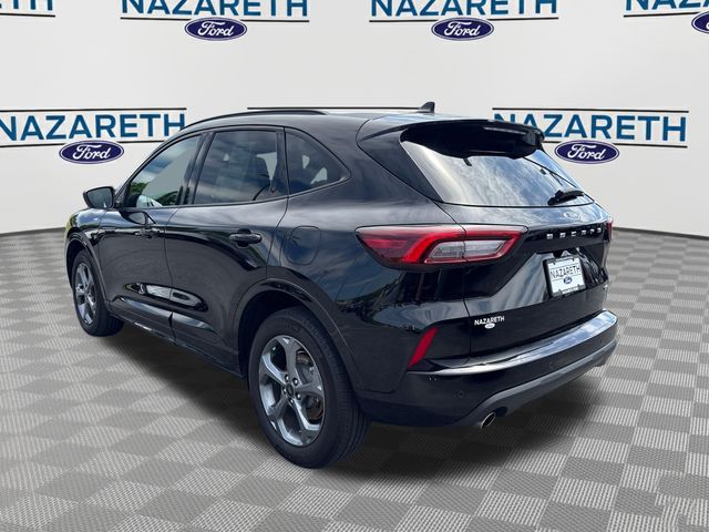 used 2023 Ford Escape car, priced at $24,999