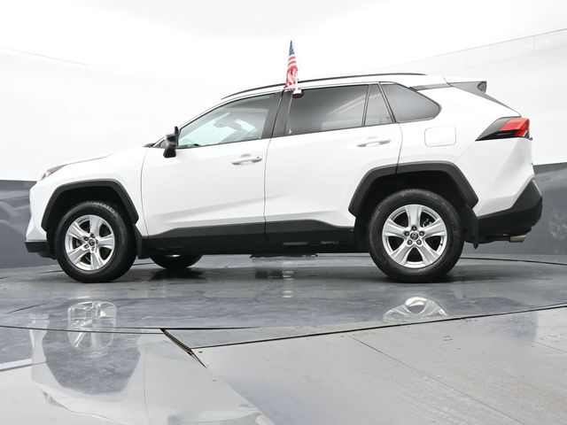 2021 Toyota RAV4 XLE 36