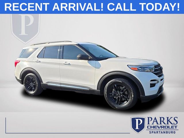 White Metallic 2020 Ford Explorer SUV / Crossover Rear-Wheel Drive Automatic