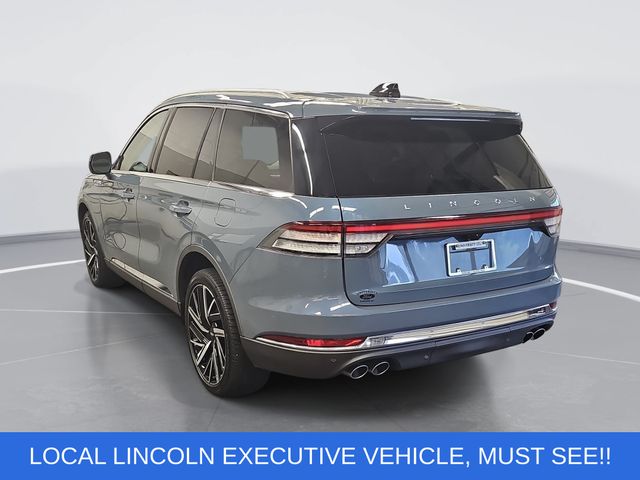 Used 2025 Blue Lincoln Reserve image 5