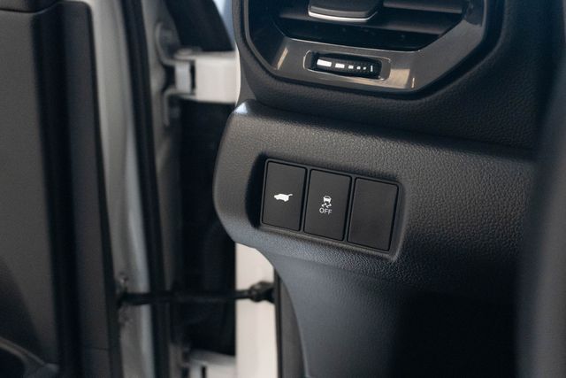 Used 2025 Honda Pilot SUV