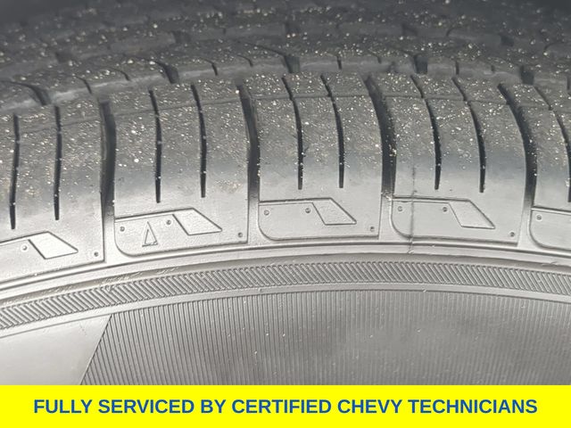Used 2025 Chrysler Pacifica Van