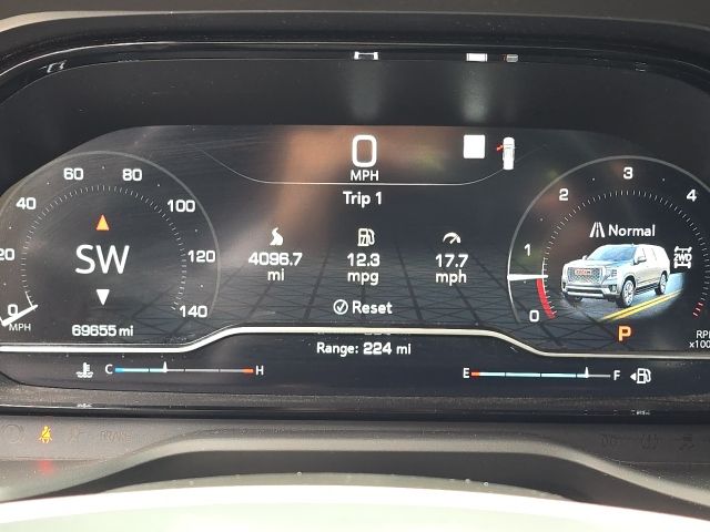 2022 GMC Yukon XL Denali:45449A