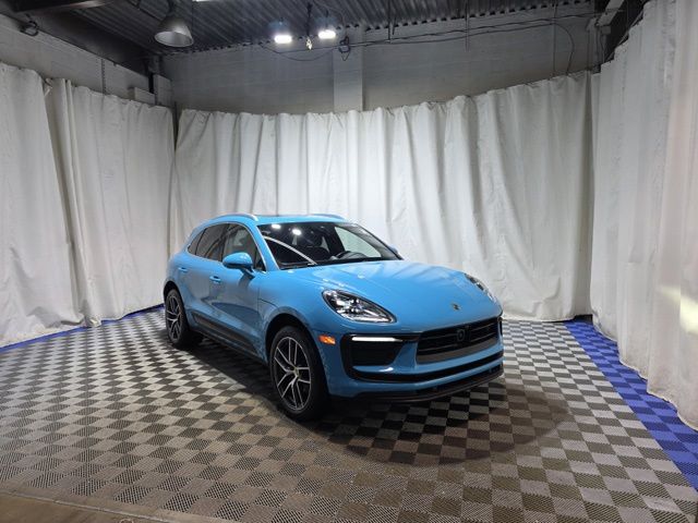 Miami Blue 2023 Porsche Macan AWD SUV / Crossover All-Wheel Drive 7-Speed Automatic