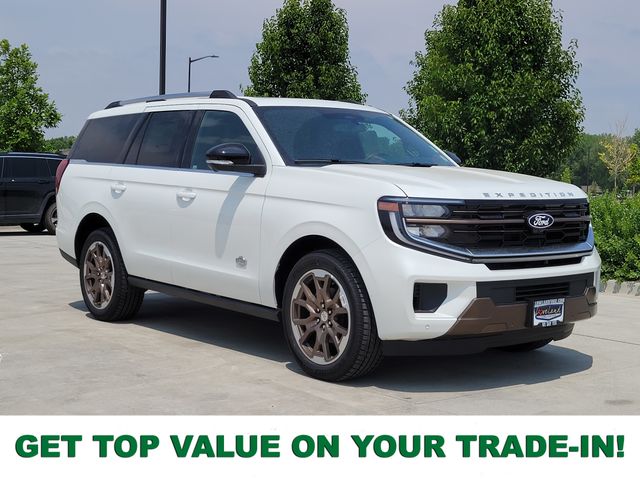 Star White Metallic Tri-Coat 2027 Ford Expedition SUV / Crossover Four-Wheel Drive Automatic