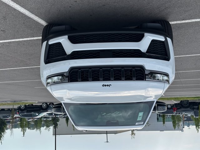 New 2027 White Jeep Altitude image 2