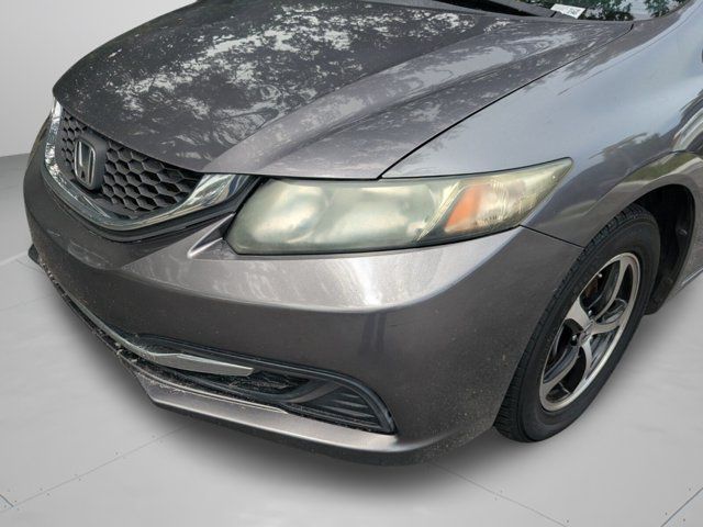 Used 2015  Honda SE image 47