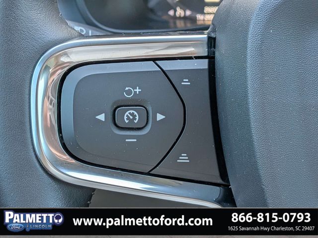 used 2019 Volvo XC40 car, priced at $22,998