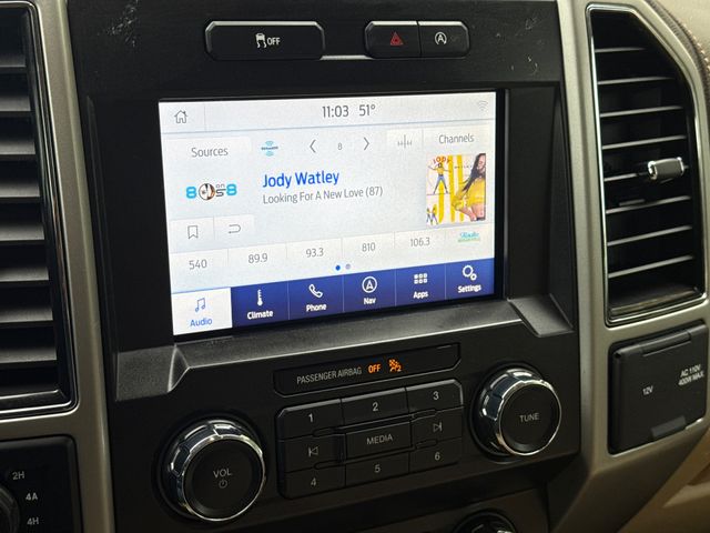 Used 2019 White Ford Lariat image 24