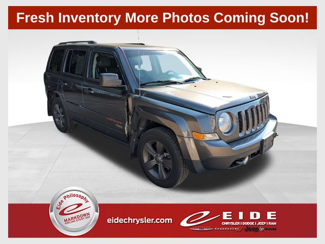 Gray (Granite Crystal Metallic Clearcoat) 2016 Jeep Patriot SUV / Crossover Four-Wheel Drive 6-Speed Automatic