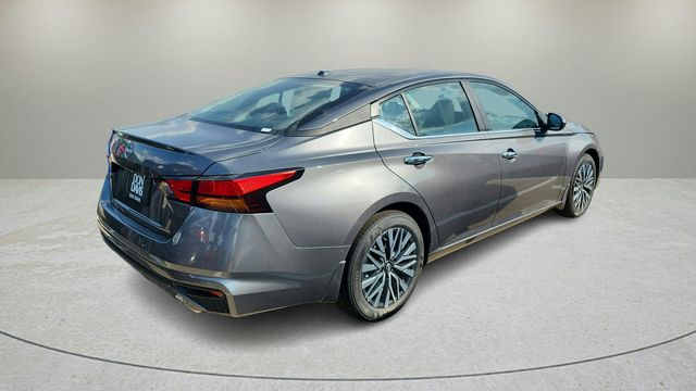 2025 Nissan Altima