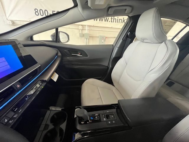 2024 Toyota Prius XLE photo