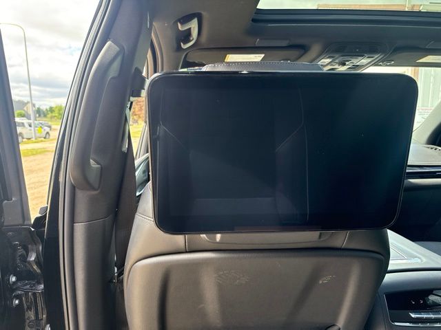 2021 Black Metallic Cadillac Escalade ESV Sport 4X4 SUV