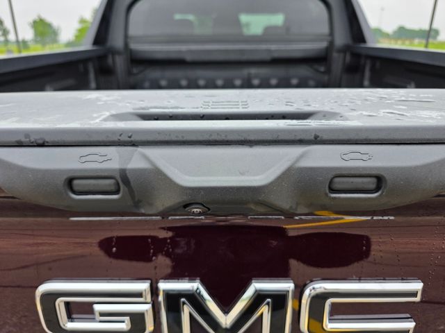 2025 GMC Sierra EV Denali
