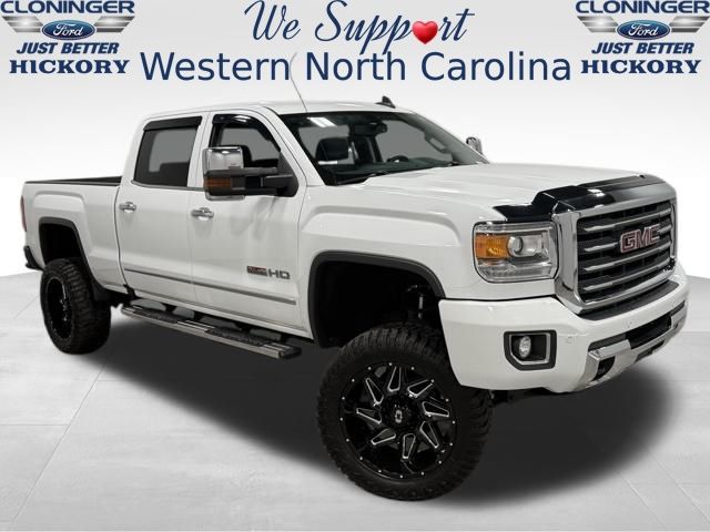 2017 GMC Sierra 2500HD SLT photo