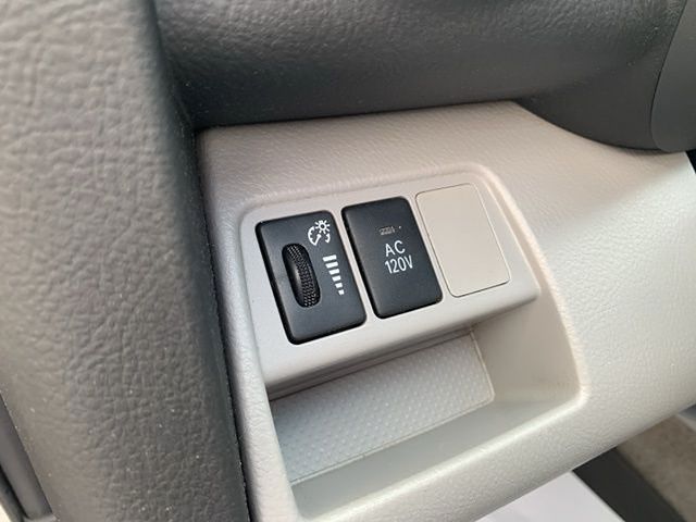 2010 Toyota RAV4 Limited photo