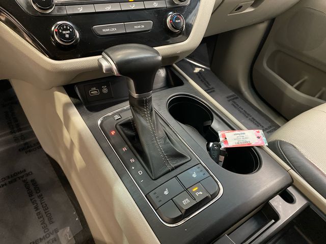 Used 2017 Black Kia LX image 22