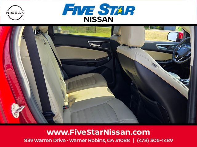 Used 2020 Red Ford SEL image 16