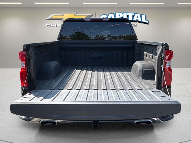 Used 2025 Black Chevrolet LT image 27
