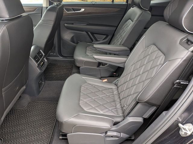 2025 Volkswagen Atlas SEL Premium R-Line - Photo 26