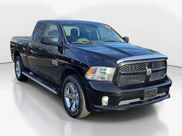 2018 RAM 1500 Express Quad Cab 4WD