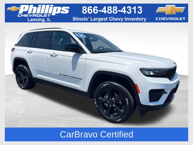 Bright White Clearcoat 2025 Jeep Grand Cherokee SUV / Crossover Four-Wheel Drive 8-Speed Automatic