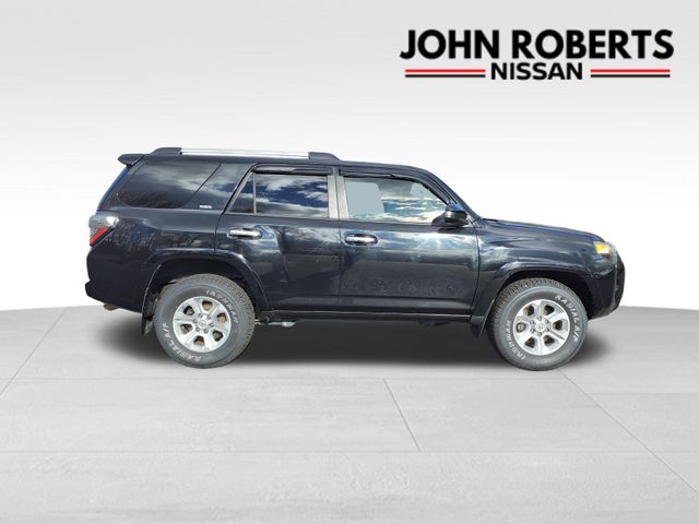 2021 Toyota 4Runner SR5 24