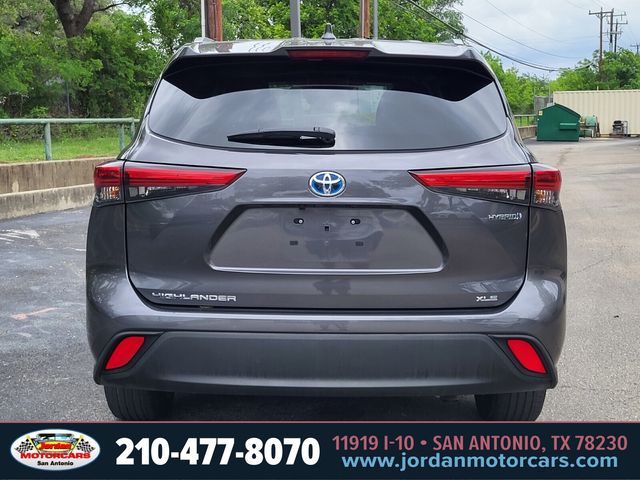 Used Car 2023 Toyota Highlander Hybrid  Xle For Sale Under $40,000 In San Antonio, Texas