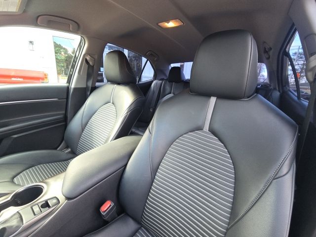 2021 Toyota Camry SE Nightshade:L167217A1