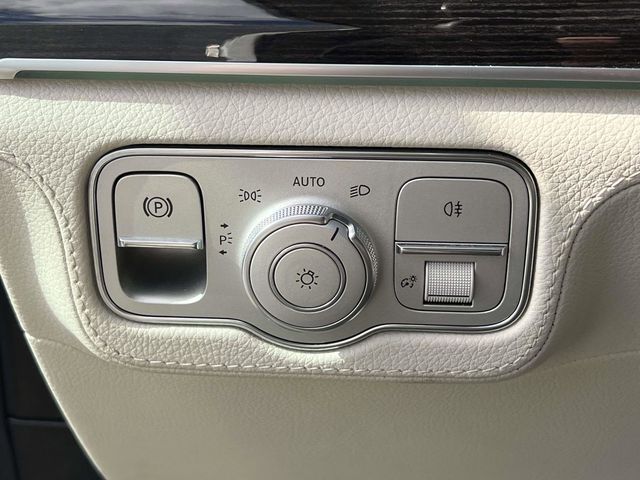 used 2022 Mercedes-Benz GLE car, priced at $47,991