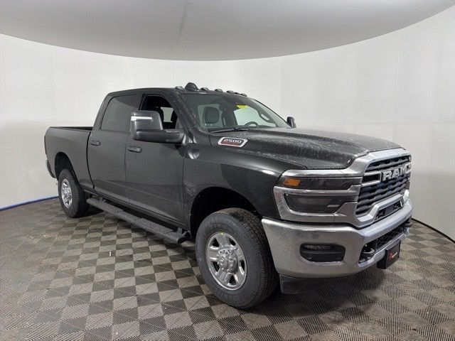 2026 RAM 2500 Tradesman Crew Cab 4WD