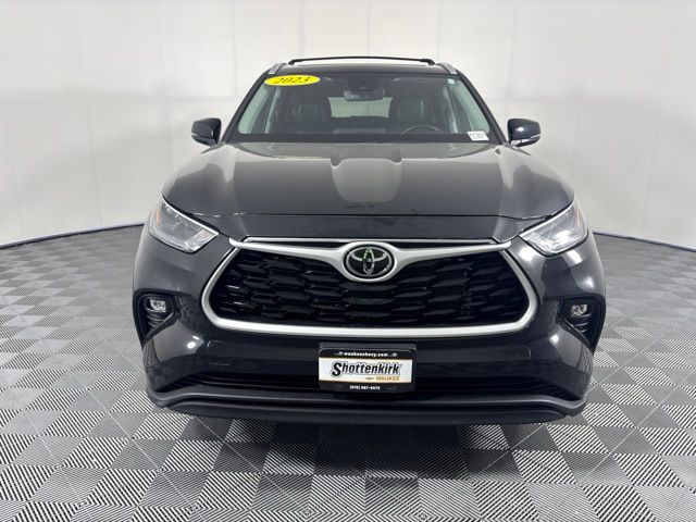Used 2023 Toyota Highlander SUV
