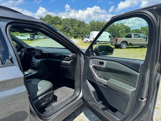 Used 2023 Gray Ford Timberline image 14