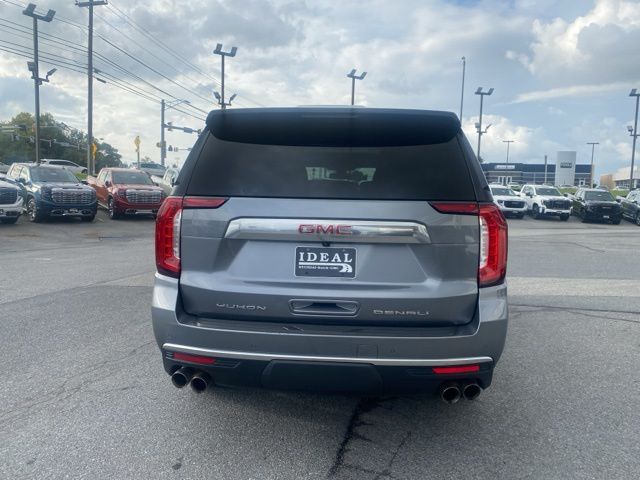 2022 GMC Yukon Denali 7