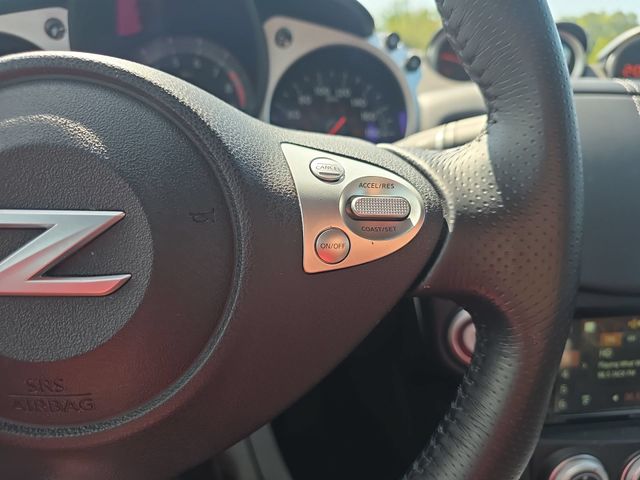 Used 2020 White Nissan Base image 17