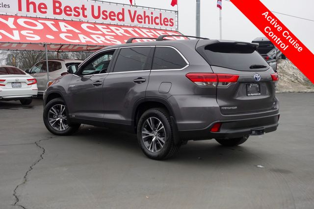 used 2019 Toyota Highlander Hybrid car, priced at $21,000