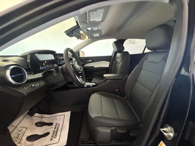 2026 Chevrolet Trax LT - Photo 3
