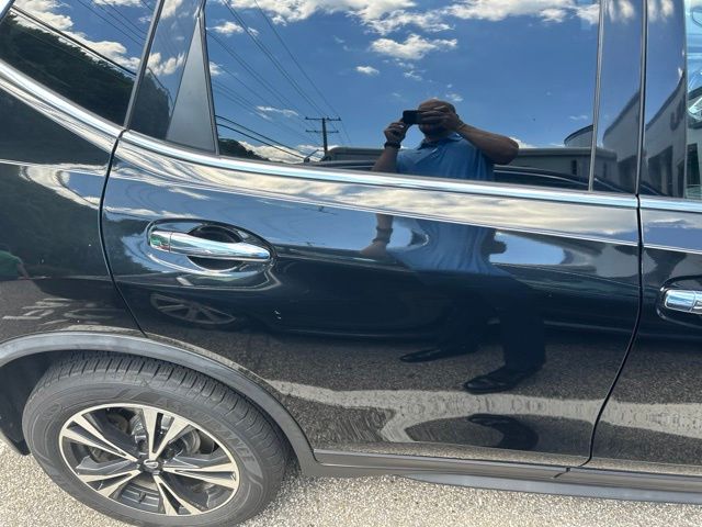 2019 Nissan Rogue SV Black at Bob Ruth Ford