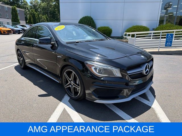 2015 Mercedes-Benz CLA Negro (Night Black) Sedán Tracción en las cuatro ruedas 7 velocidades Automática