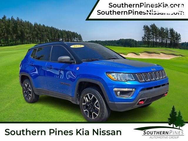 Laser Blue Pearlcoat 2021 Jeep Compass SUV / Crossover Four-Wheel Drive 9-Speed Automatic