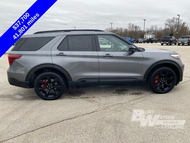 2022 Ford Explorer ST 6