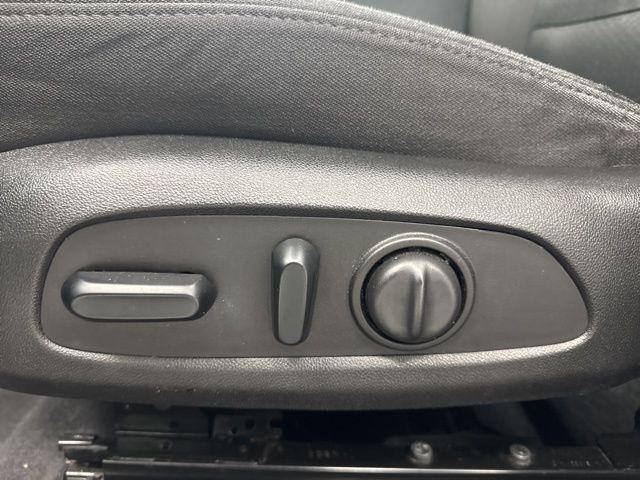 used 2019 Chevrolet Malibu car, priced at $16,988