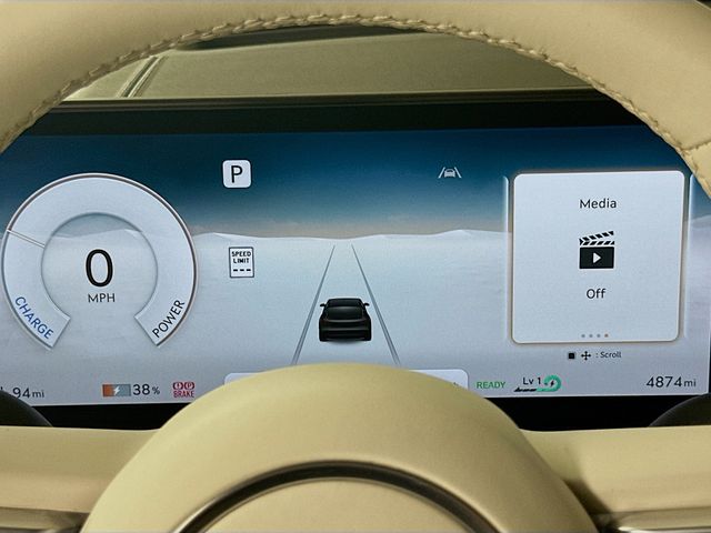 2024 Genesis GV60 Advanced 12