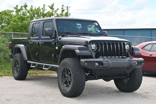 2022 Jeep Gladiator Willys