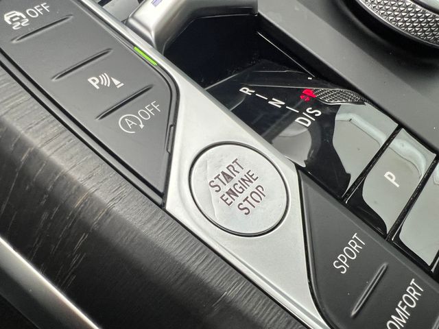 2023 Skyscraper Gray Metallic BMW 3 Series 330i RWD Sedan