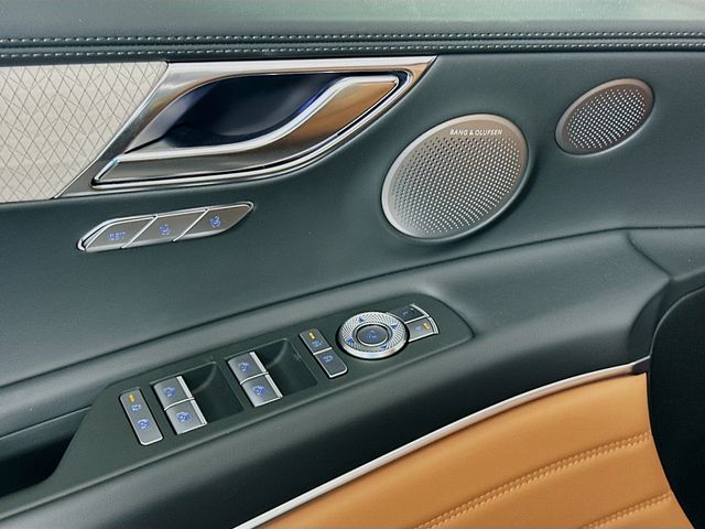 Thumbnail: 2026 Genesis GV80 - 20